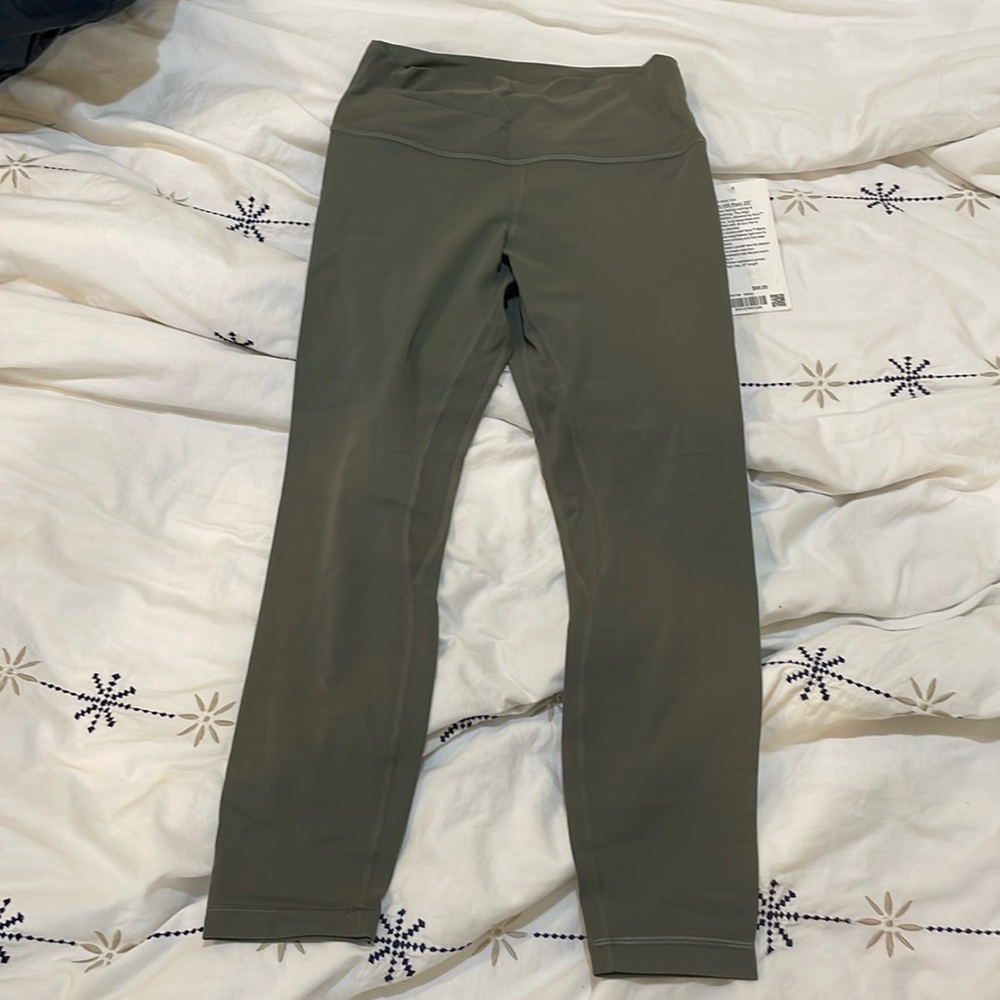 NEW lululemon align 25”